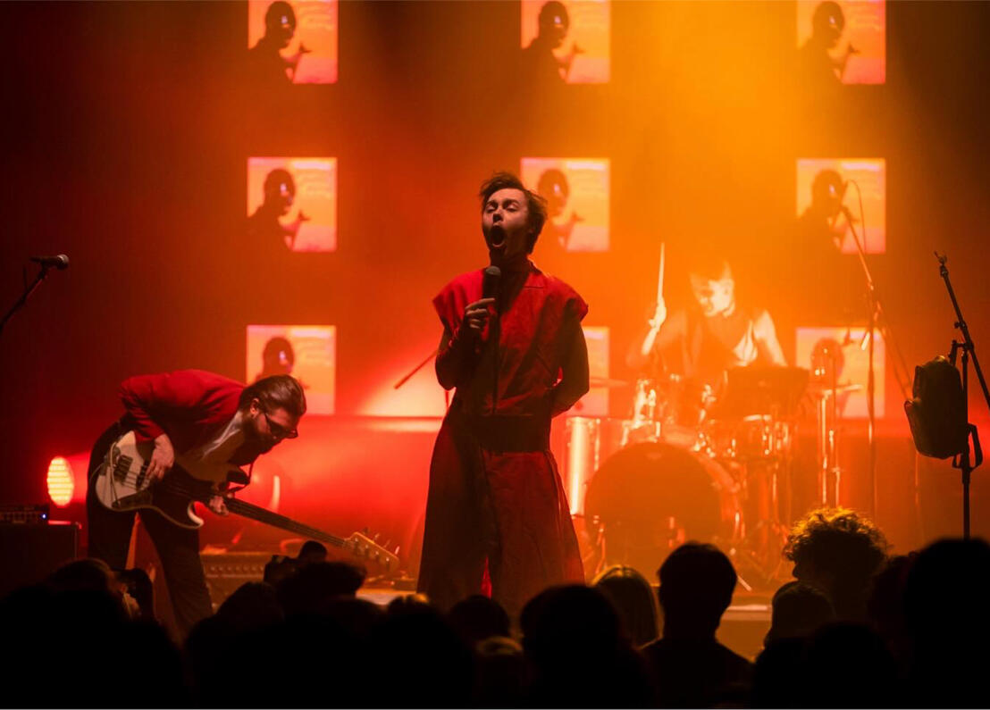 Light design &amp; VJing pro koncert mmnk v Paláci Akropolis (foto: Adam Ulč)